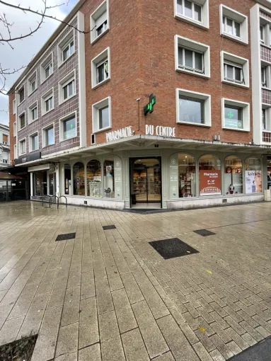 Nettoyage des vitres de la Pharmacie du Centre à Dunkerque , Dunkerque, Mr Propre DK